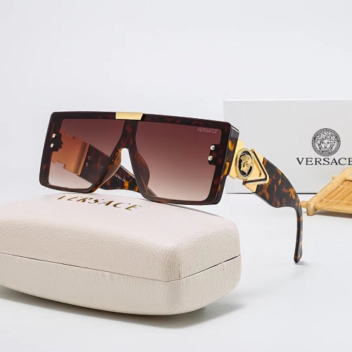 8555-T  Versace 27.72$