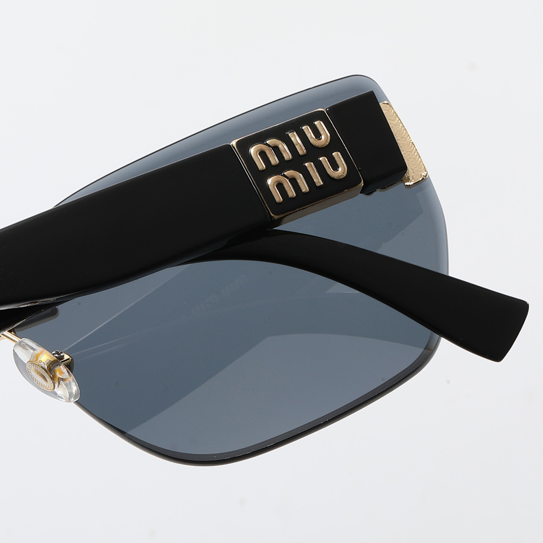Miu Miu — משקפי שמש · 5167 — תמונה 2