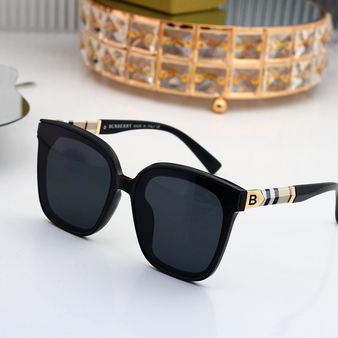 Burberry BE4481D · 6257 — תמונה 4