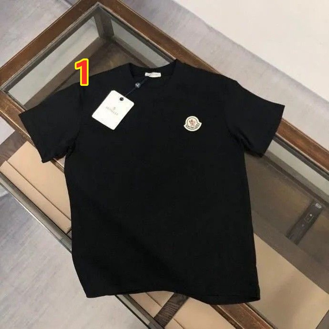 Moncler Logo Patch Cotton T-Shirt · 6189
