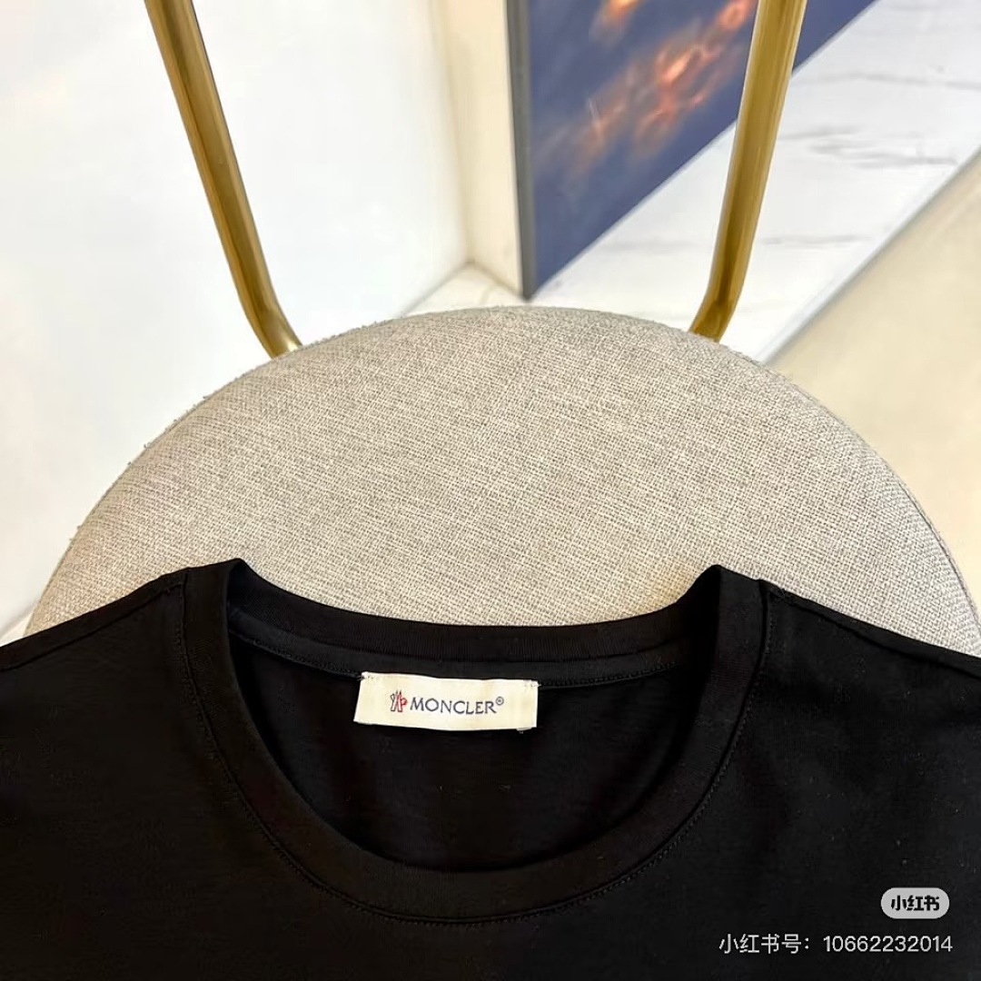 Moncler Logo Patch Cotton T-Shirt · 6189 — תמונה 9