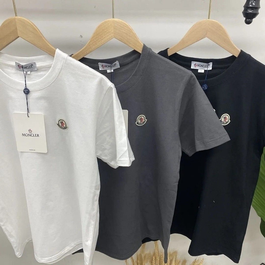 Moncler Logo Patch Cotton T-Shirt · 6189 — תמונה 14