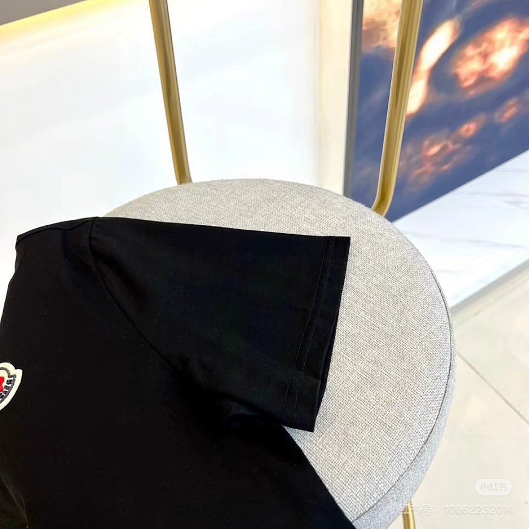 Moncler Logo Patch Cotton T-Shirt · 6189 — תמונה 6