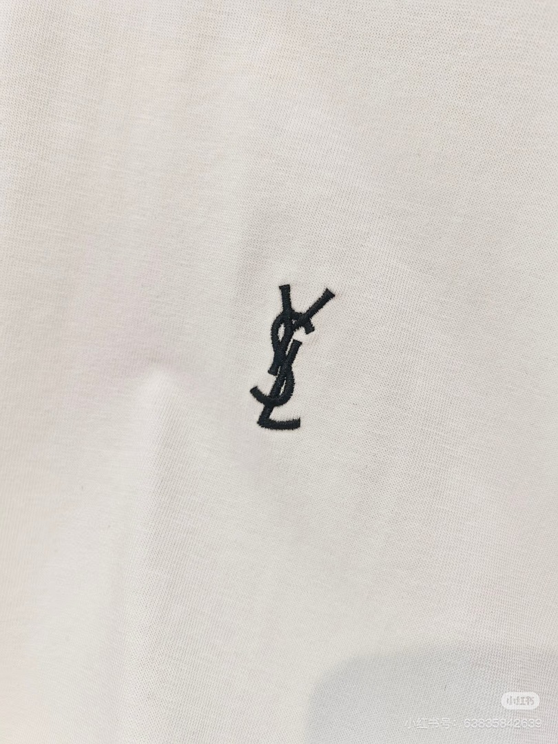 Saint Laurent Cassandre T-Shirt in Piqué · 6190 — תמונה 9