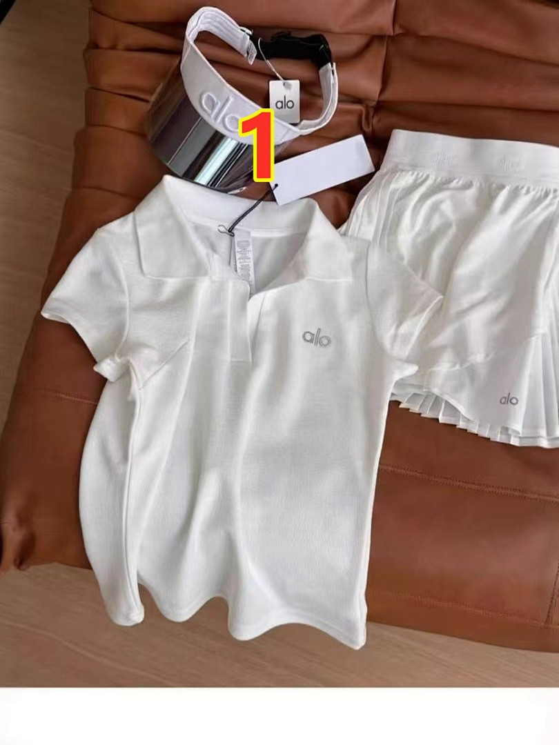 Alo Yoga Double Take Short Sleeve Polo · 6233