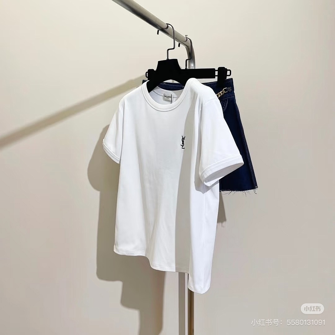 Saint Laurent Cassandre T-Shirt in Piqué · 6190 — תמונה 10