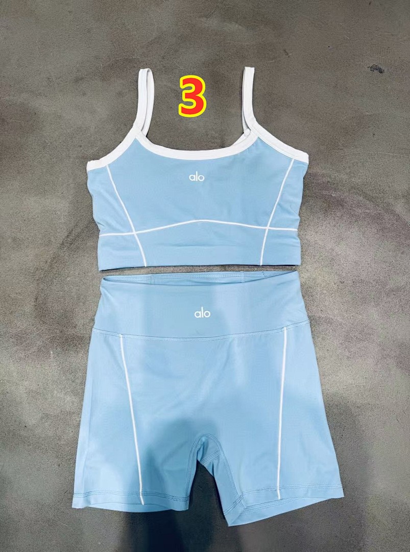 Alo Yoga Airbrush High-Waist Biker Short · 6251 — תמונה 3