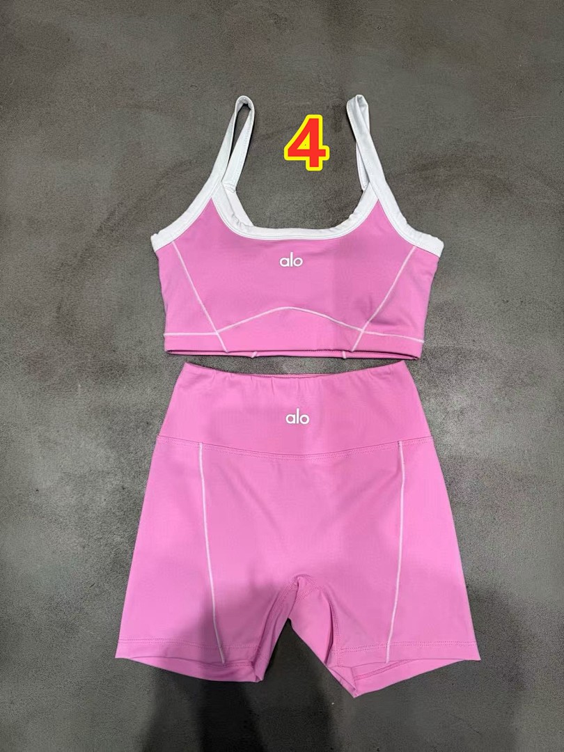 Alo Yoga Airbrush High-Waist Biker Short · 6251 — תמונה 4