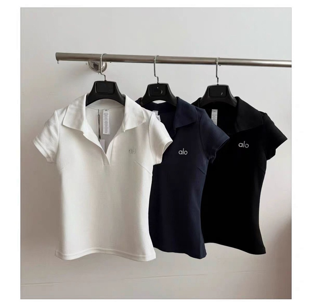 Alo Yoga Double Take Short Sleeve Polo · 6233 — תמונה 9