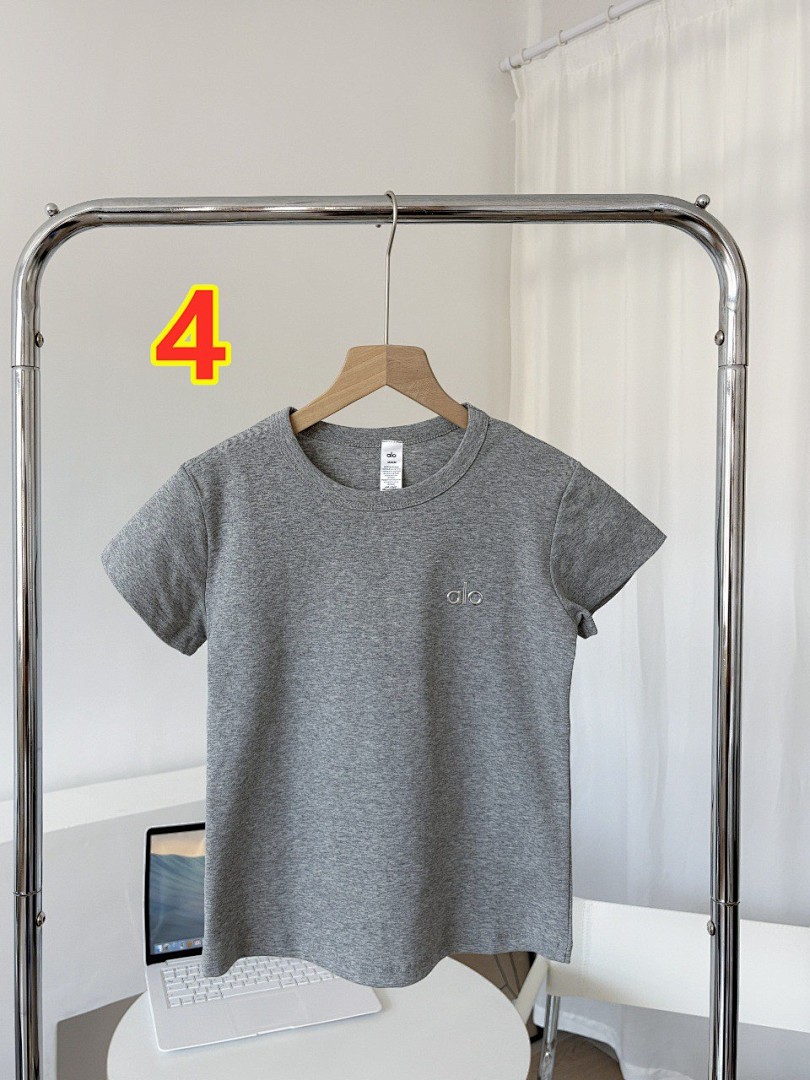 ALO Timeless Tee · 6229 — תמונה 5