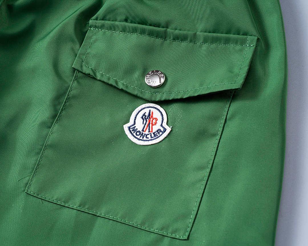Moncler Emerald Green Logo Patch Swim · 6209 — תמונה 17