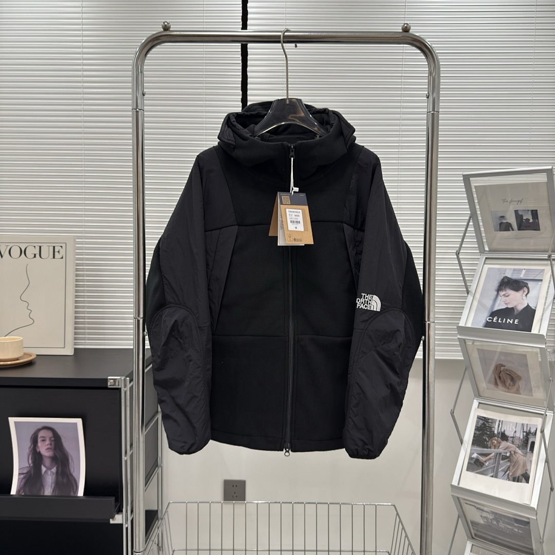 The North Face Mountain Athletics Hooded Fleece · 5909 — תמונה 19