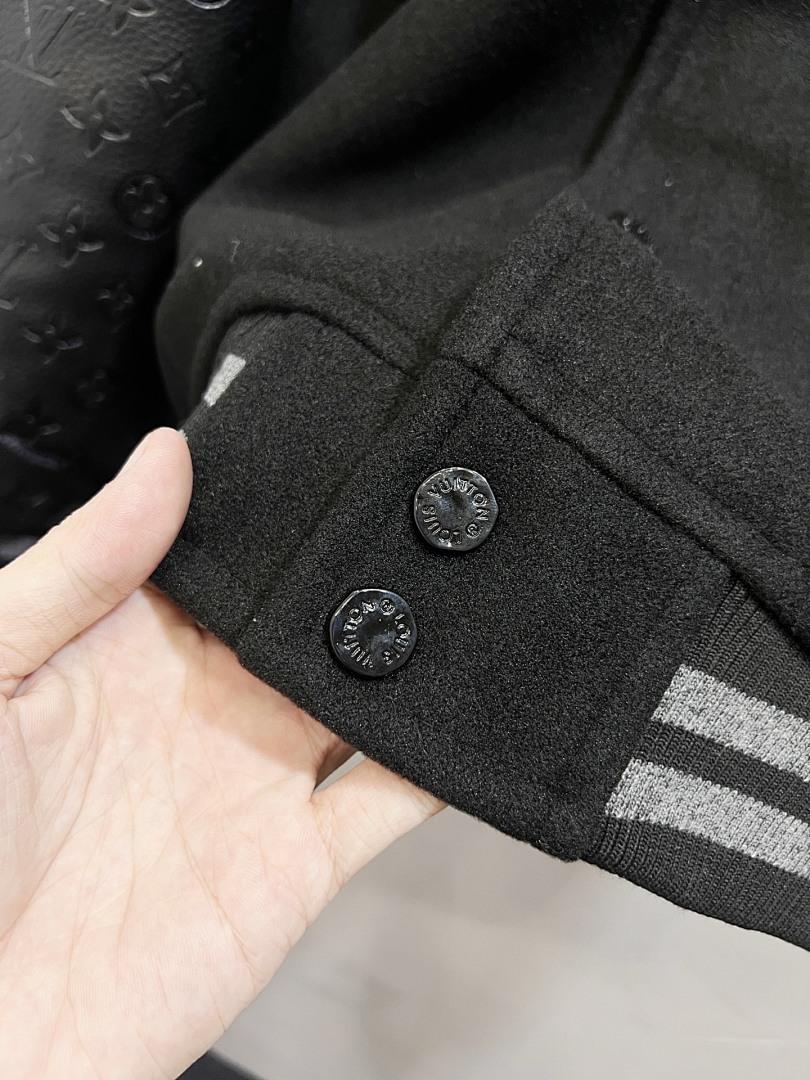 Louis Vuitton Monogram Playground Varsity Jacket · 6195 — תמונה 33