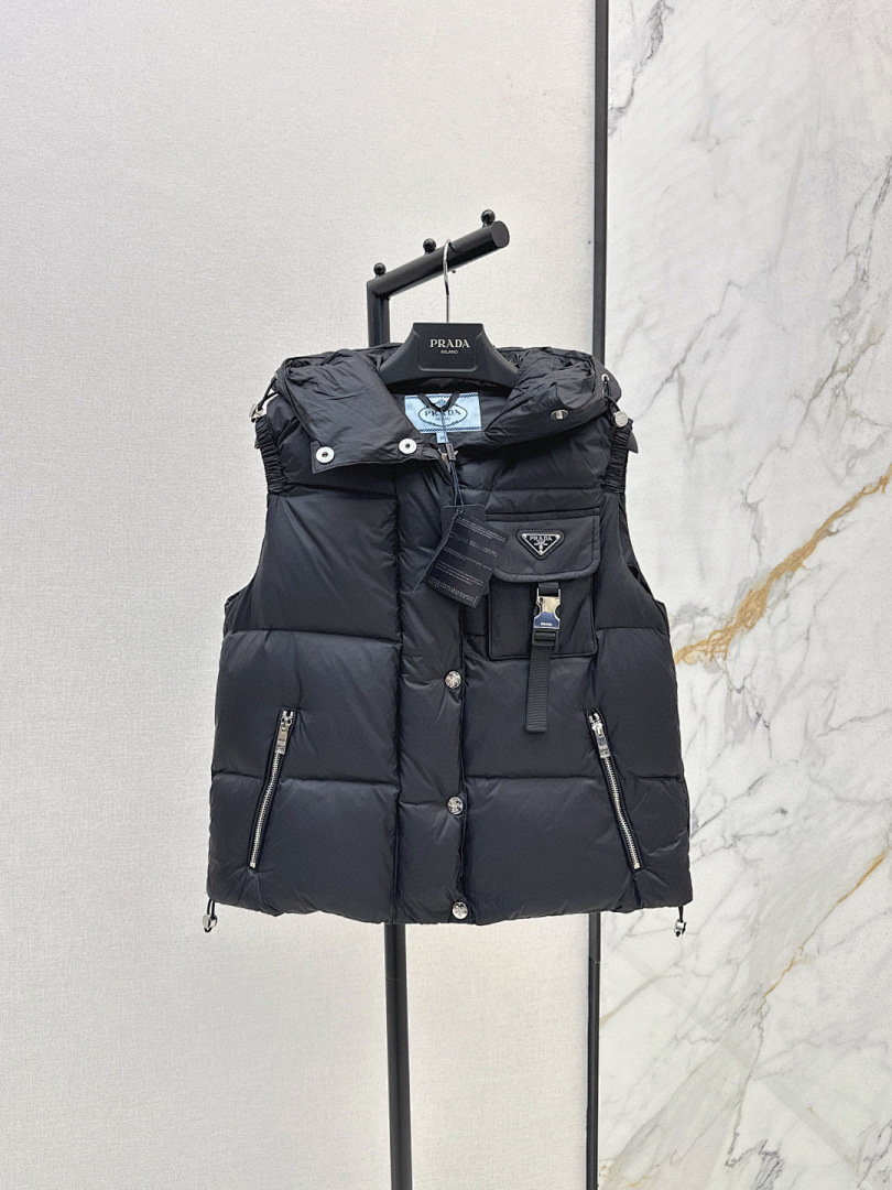 Prada Re-Nylon Down Vest · 5750 — תמונה 12