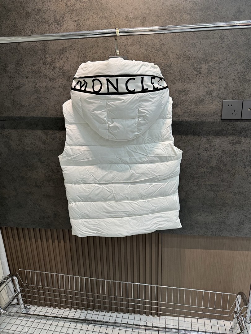Moncler Agneaux · 5805 — תמונה 14