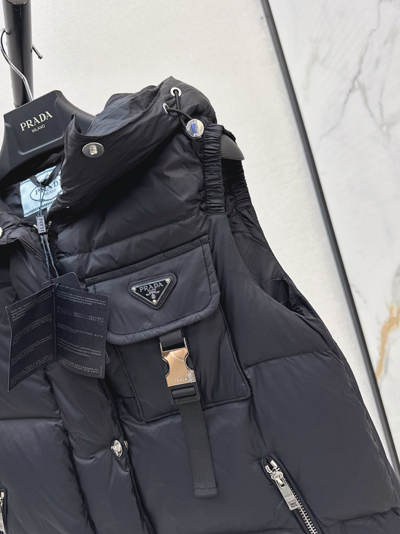 Prada Re-Nylon Down Vest · 5750 — תמונה 10
