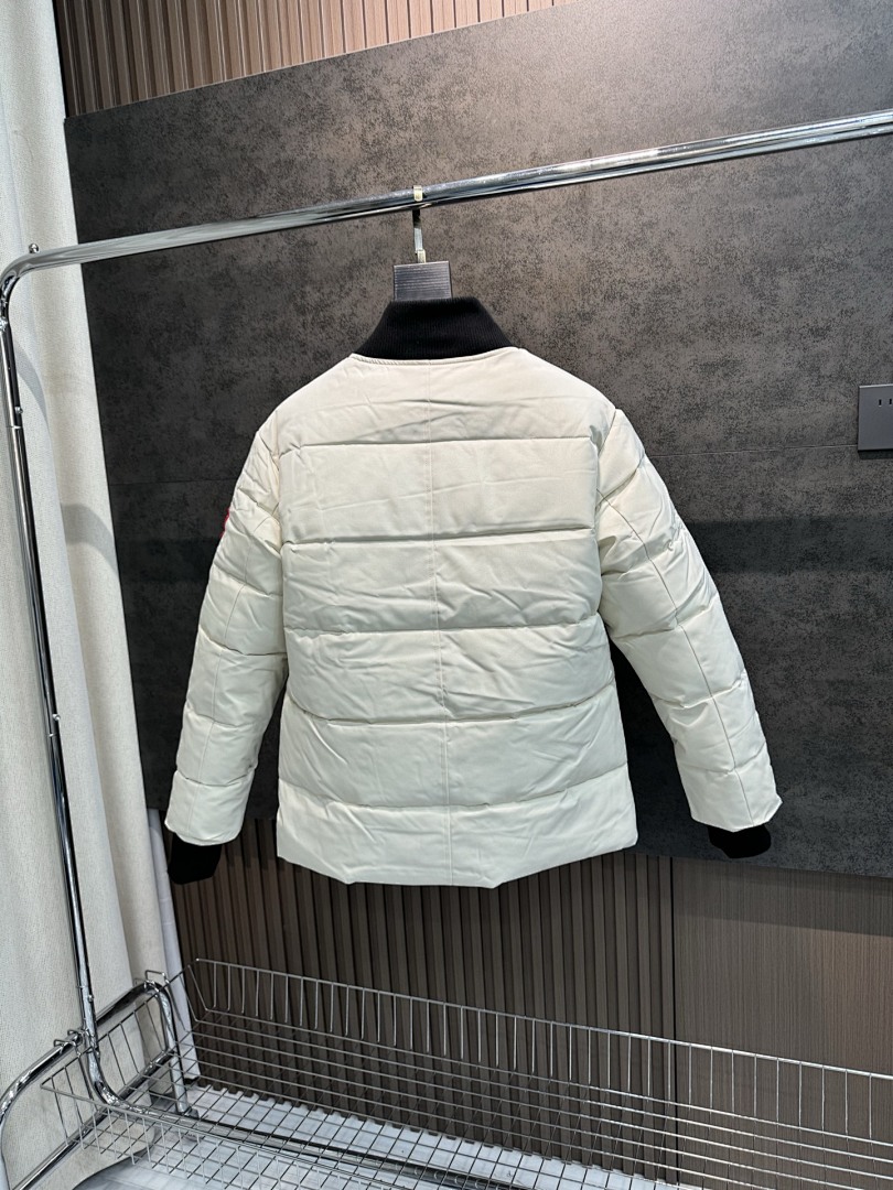 Canada Goose Woolford · 5800 — תמונה 16