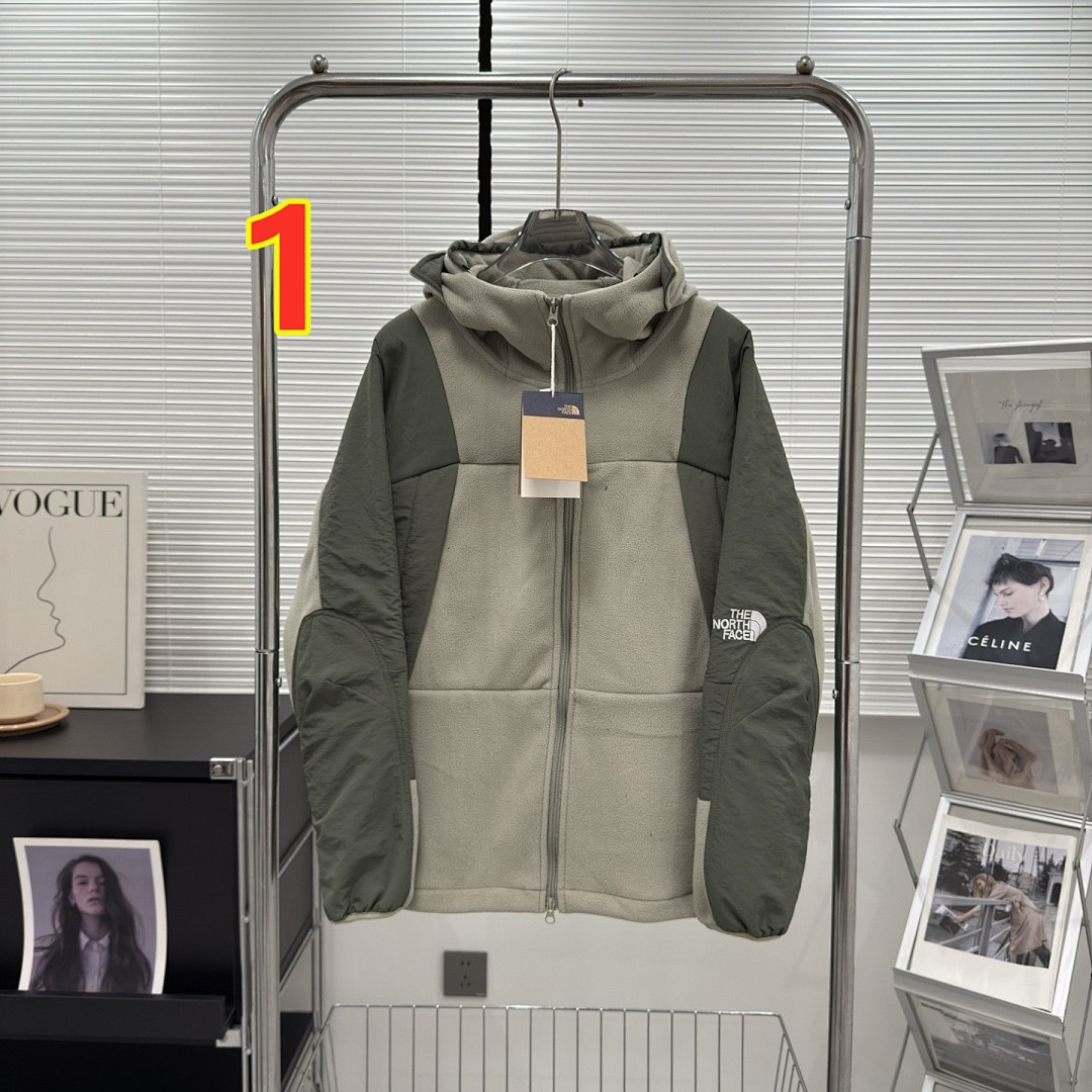The North Face Mountain Athletics Hooded Fleece · 5909 — תמונה 3