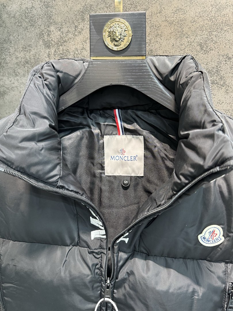 Moncler — וסט פוך · 5804 — תמונה 17