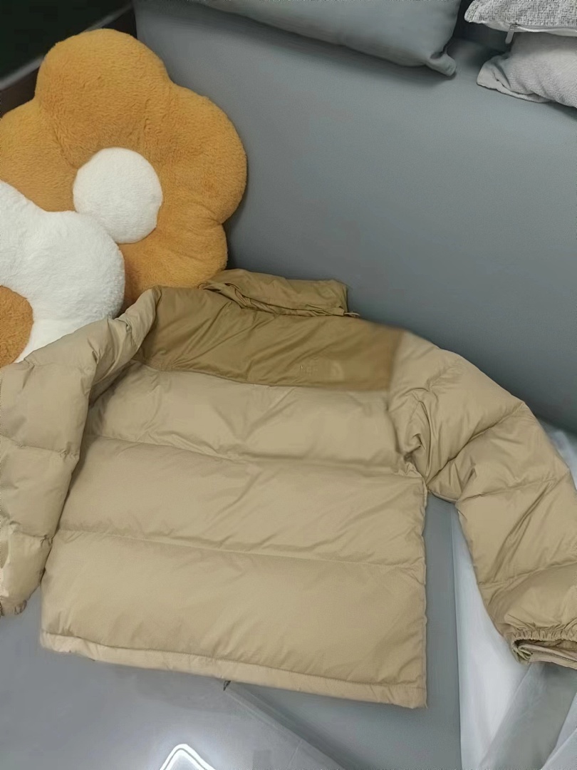 The North Face Nuptse Short Jacket · 4739 — תמונה 10