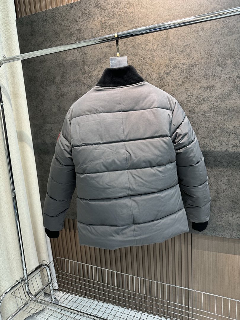 Canada Goose Woolford · 5800 — תמונה 23