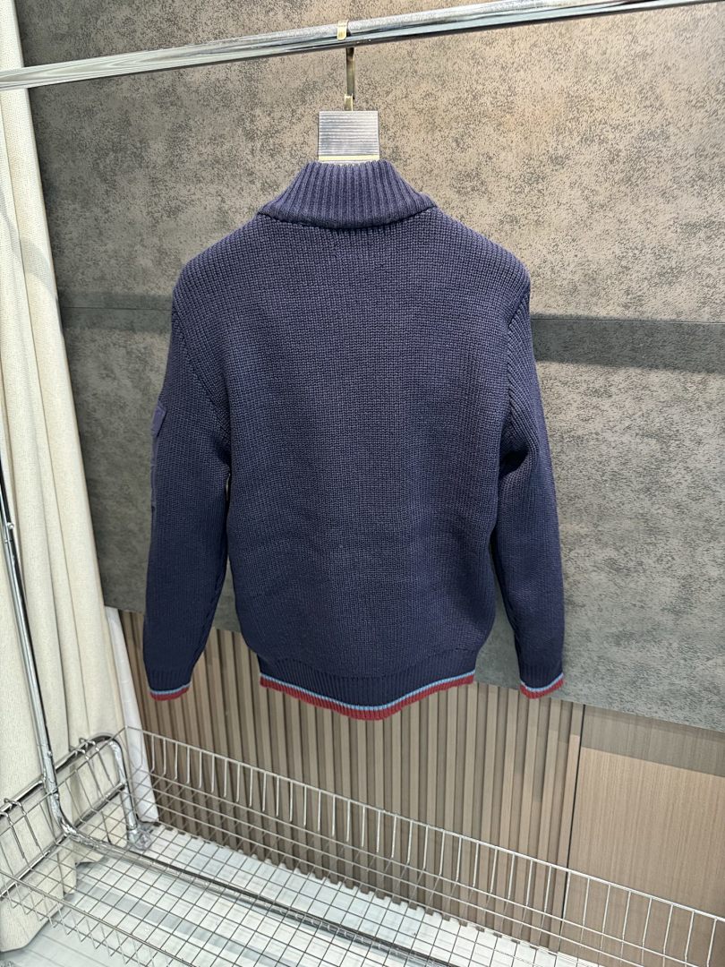 Moncler Padded Wool Zip-Up Cardigan · 5806 — תמונה 11