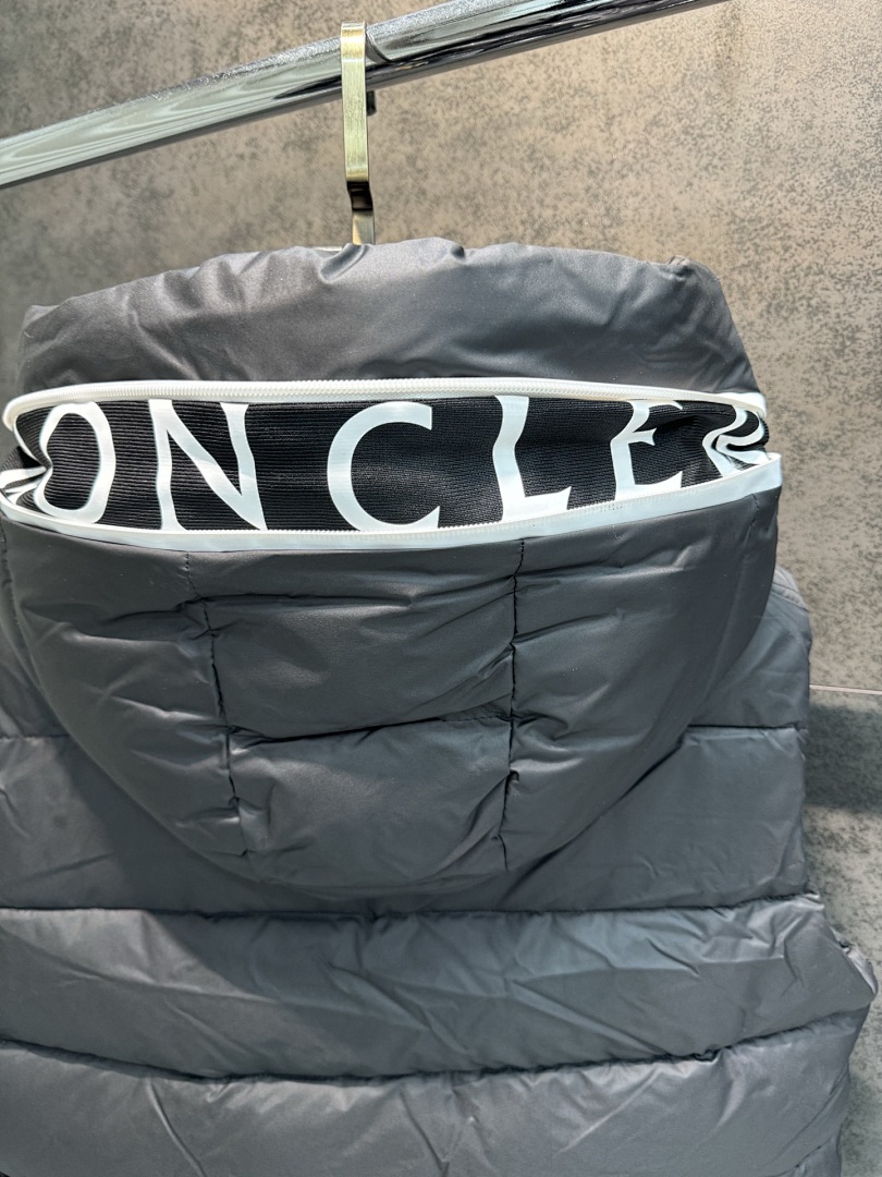 Moncler Agneaux · 5805 — תמונה 6