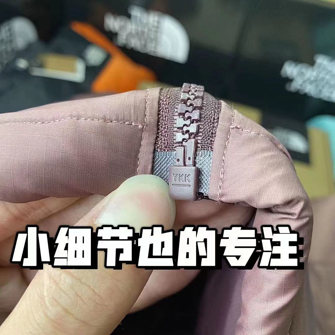 The North Face Nuptse Short Jacket · 4739 — תמונה 28
