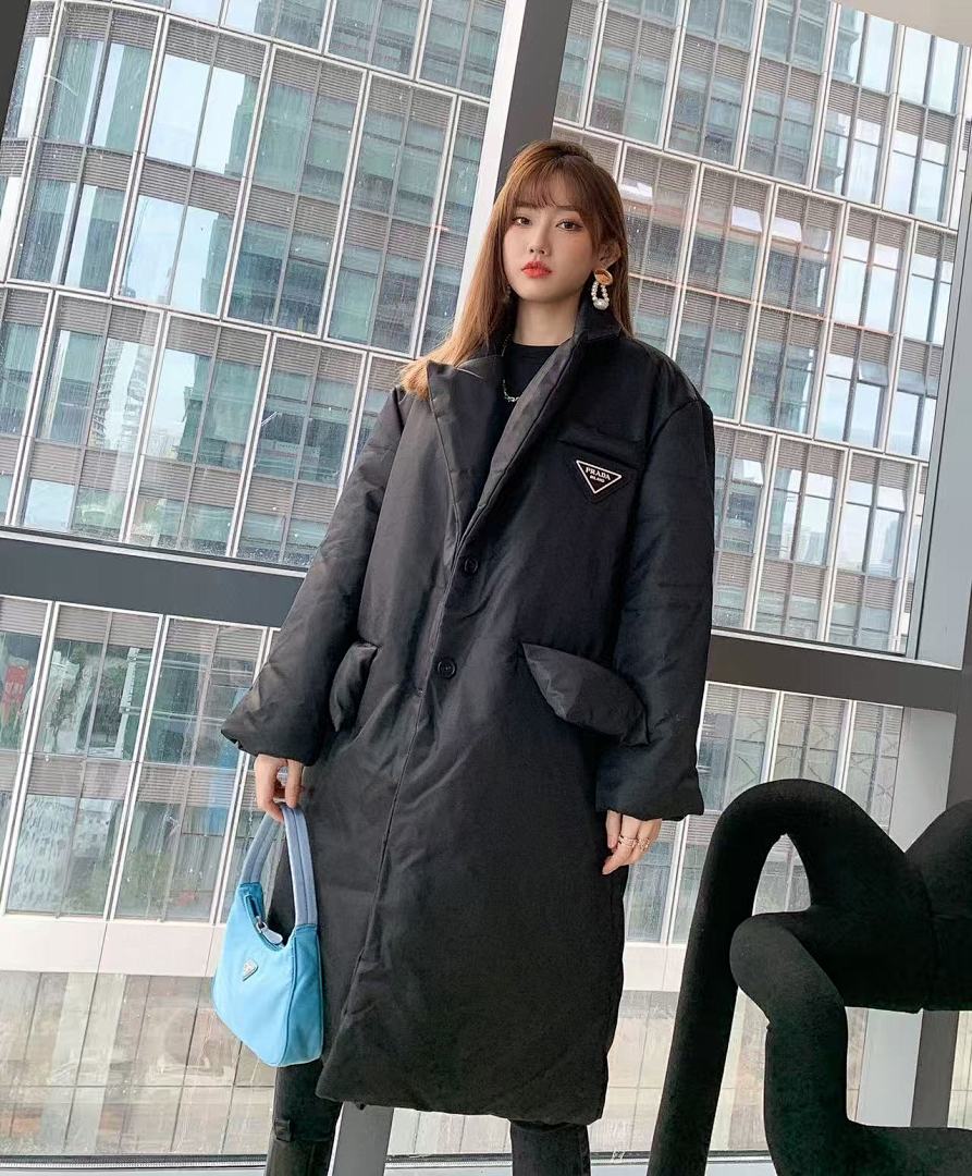 Prada Re-Nylon Belted Down Jacket · 5937 — תמונה 7