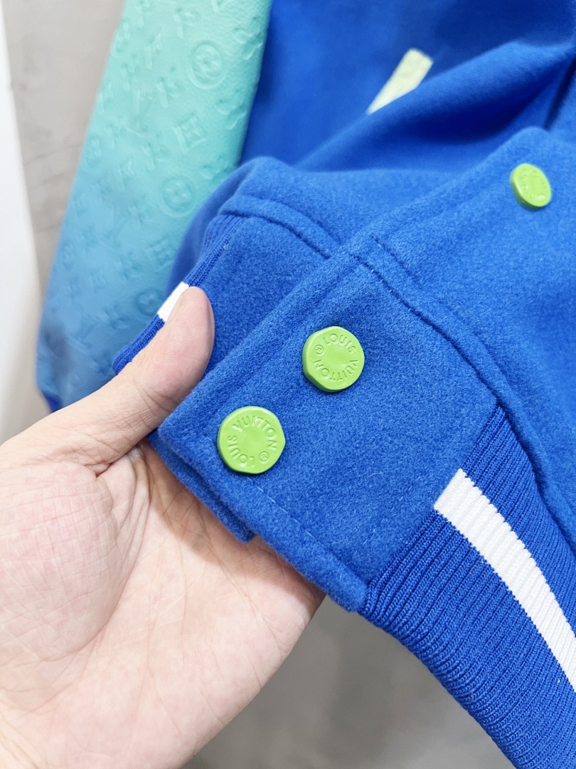 Louis Vuitton Monogram Playground Varsity Jacket · 6195 — תמונה 68