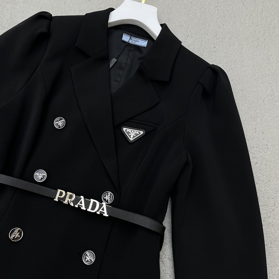 Prada — שמלת בלייזר · 4996 — תמונה 9