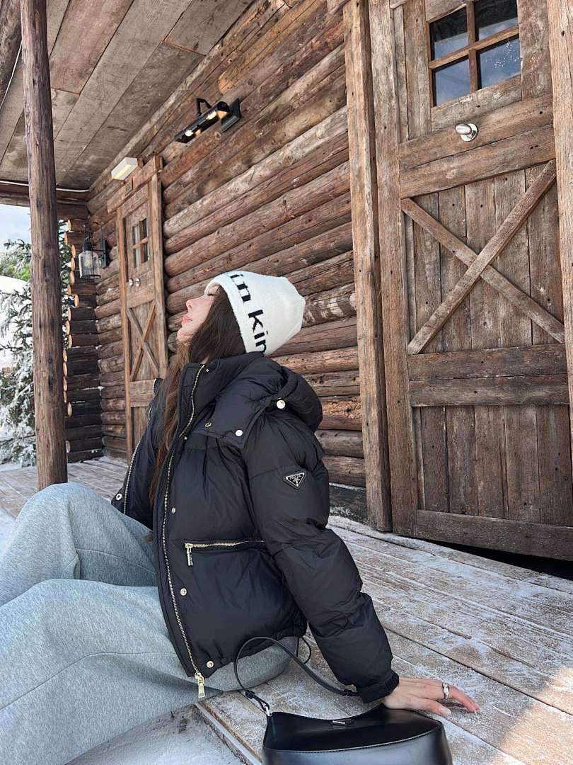 Prada Re-Nylon Convertible Down Jacket · 5743 — תמונה 33