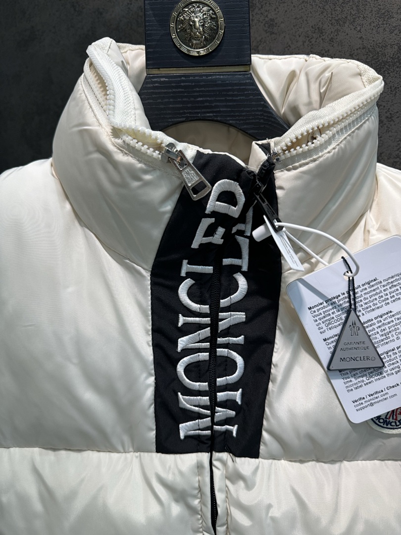 Moncler — וסט פוך · 5804 — תמונה 12