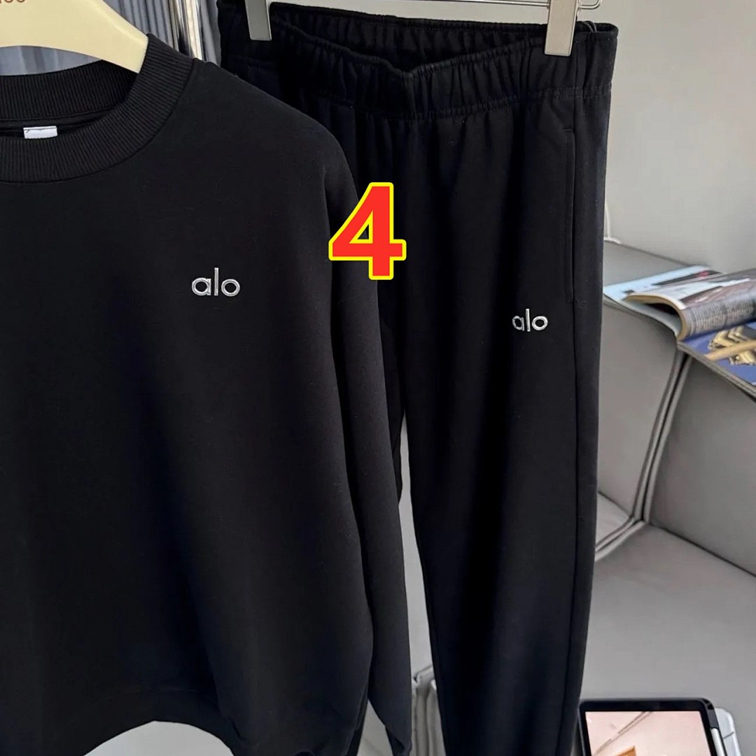 ALO Accolade Crew Neck Pullover · 5788 — תמונה 4