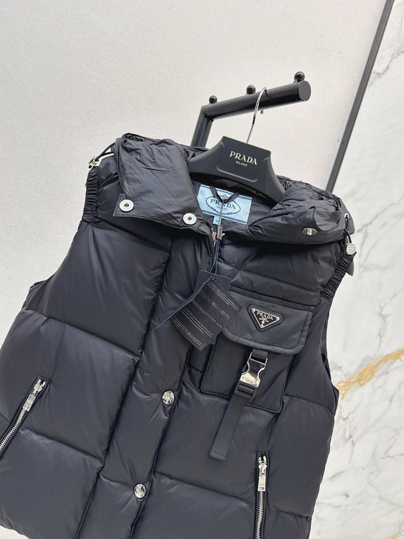 Prada Re-Nylon Down Vest · 5750 — תמונה 11