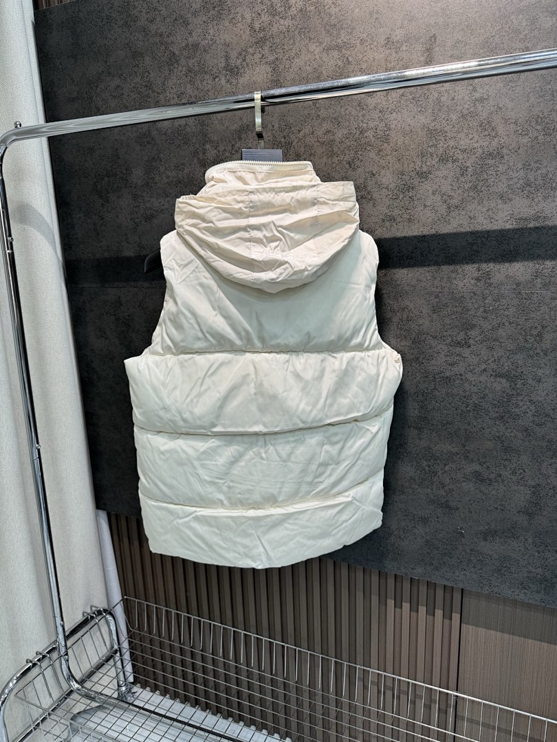 Moncler — וסט פוך · 5804 — תמונה 10