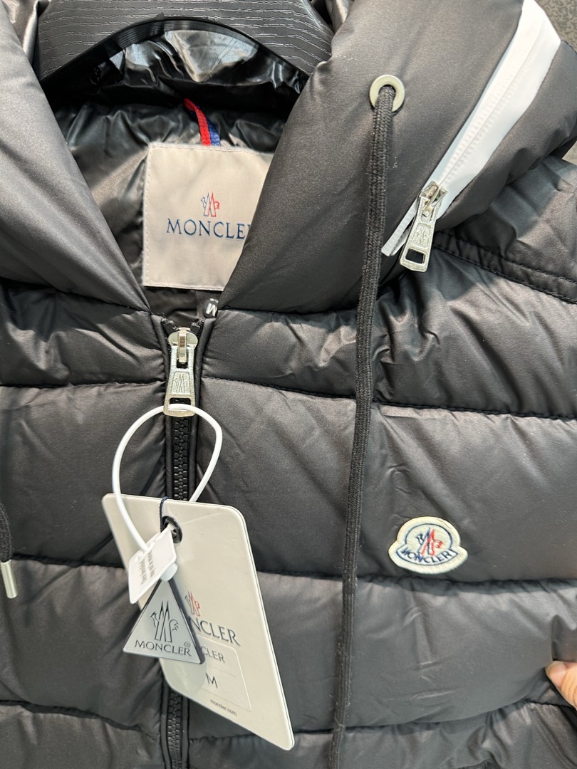 Moncler Agneaux · 5805 — תמונה 9