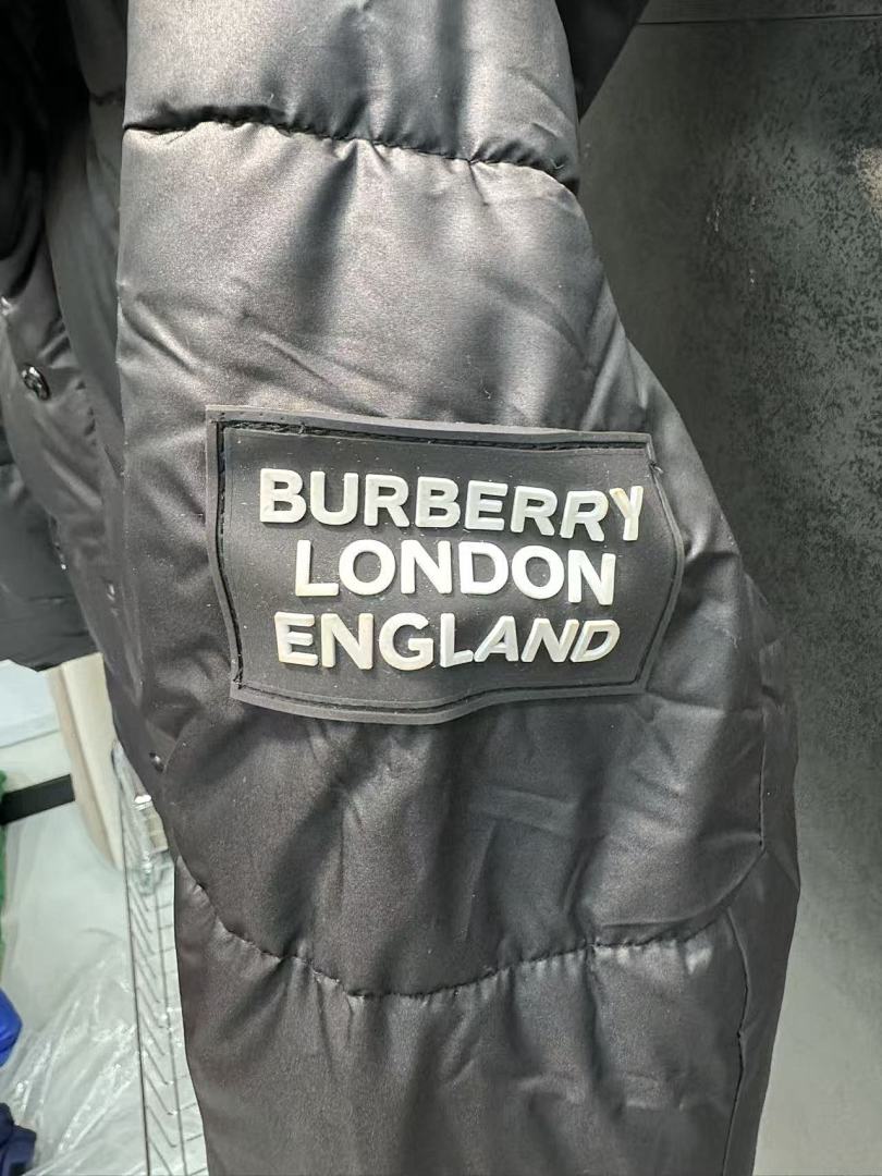 Burberry Check Hooded Puffer Jacket · 5661 — תמונה 8