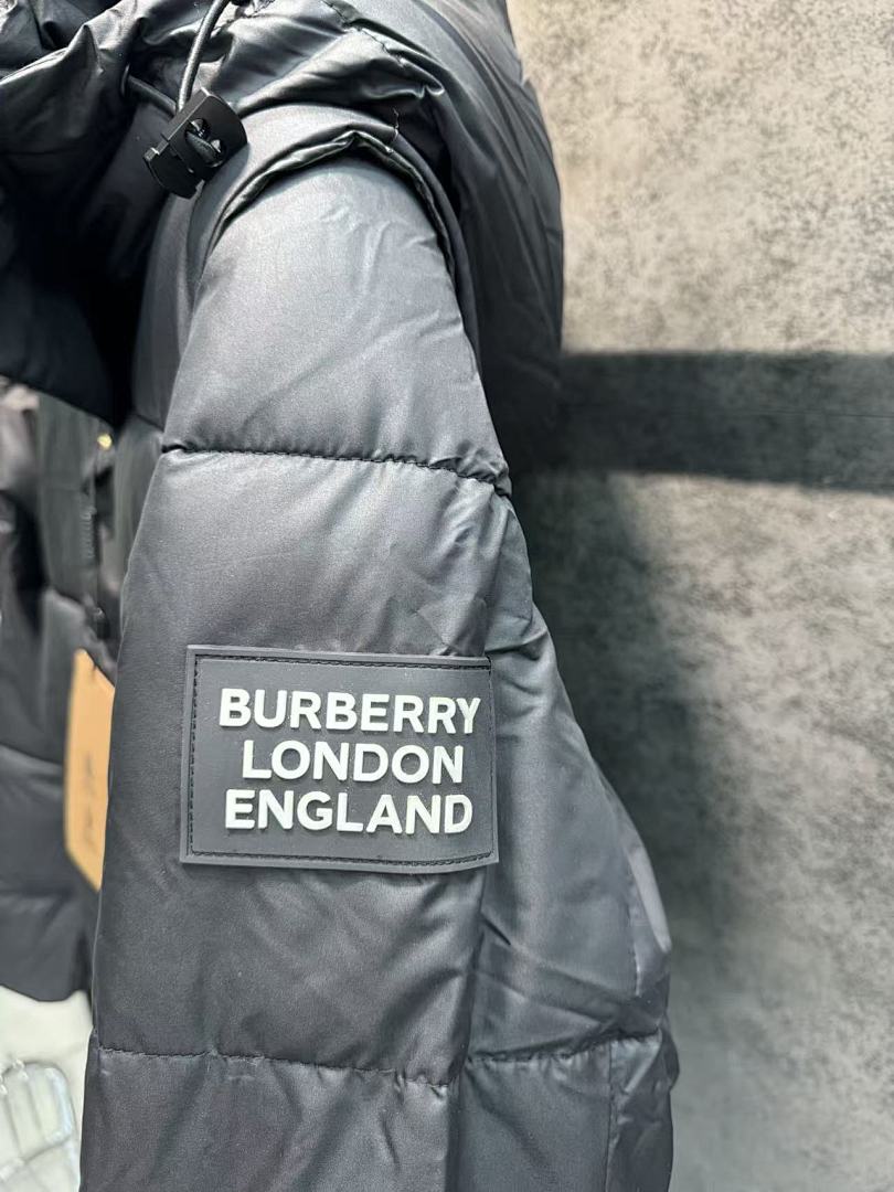 Burberry Check Hooded Puffer Jacket · 5661 — תמונה 12