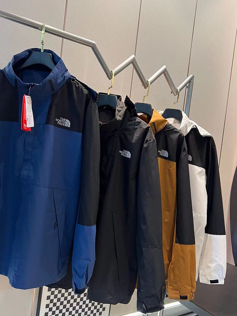 The North Face — מעיל · 5880 — תמונה 4