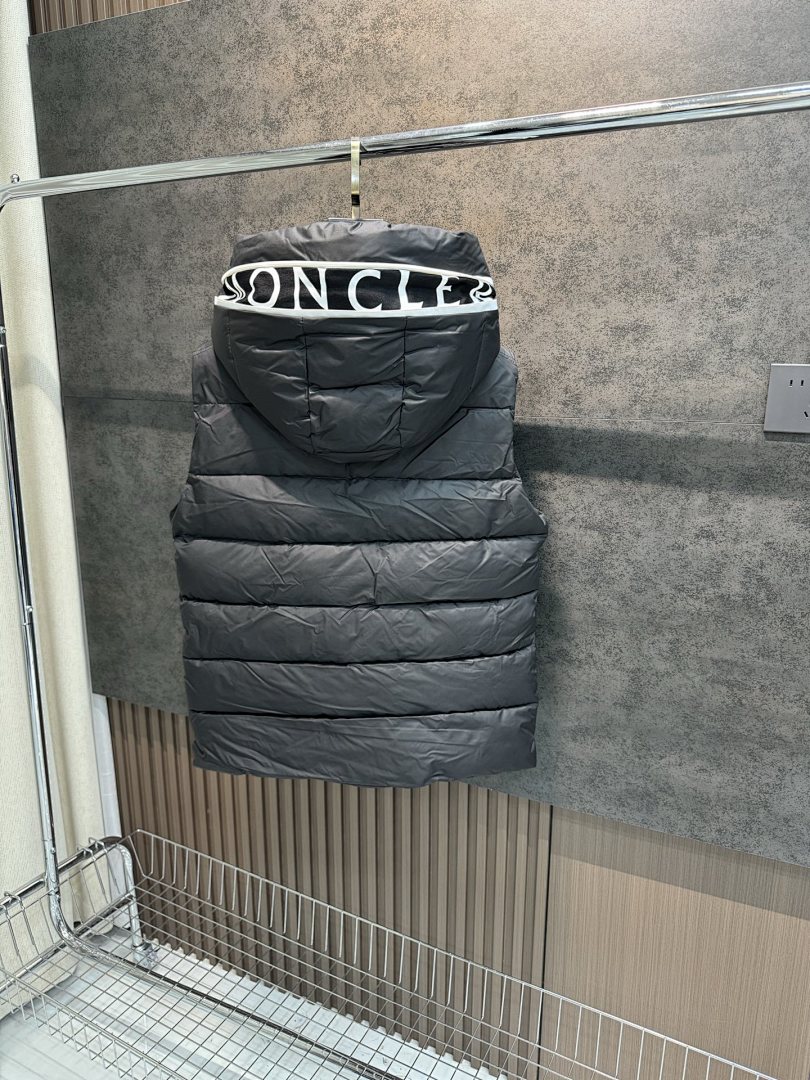 Moncler Agneaux · 5805 — תמונה 7