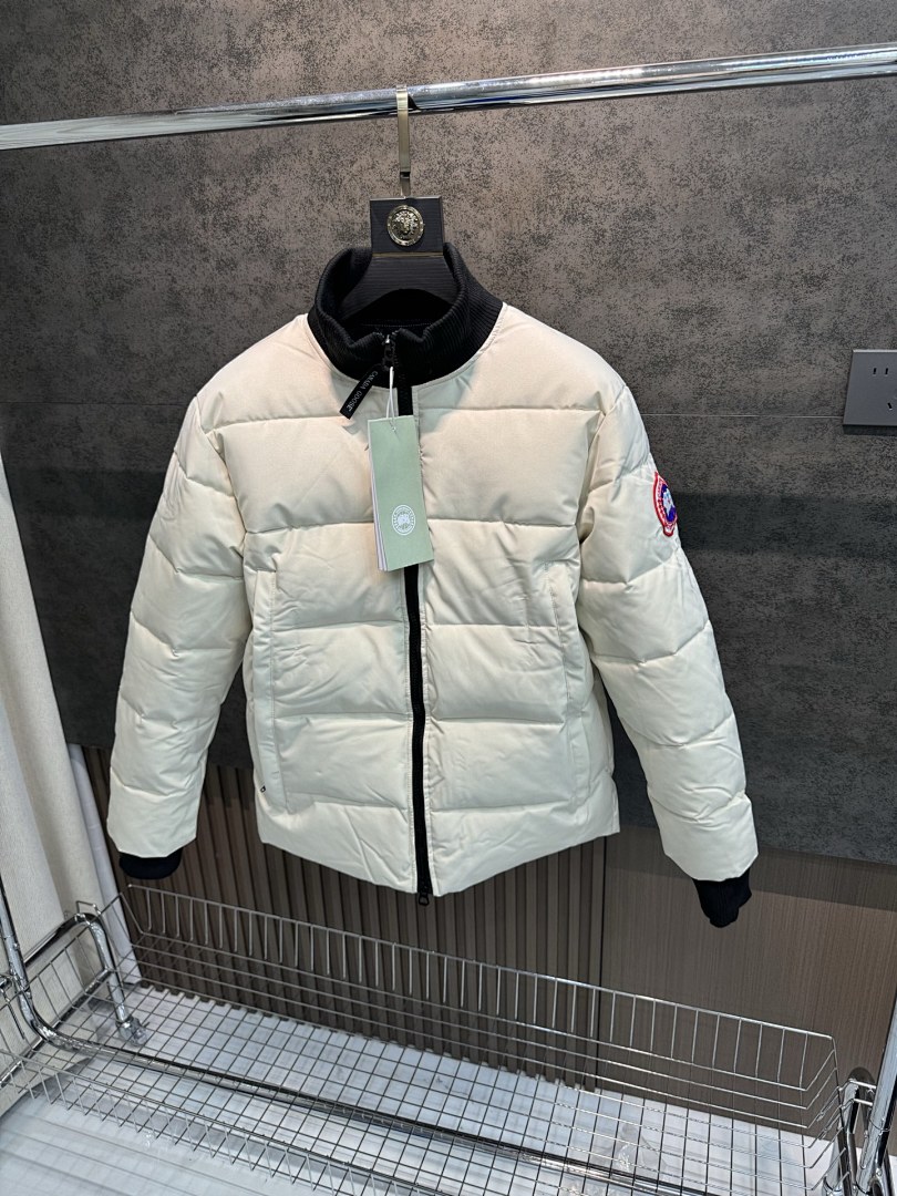Canada Goose Woolford · 5800 — תמונה 13