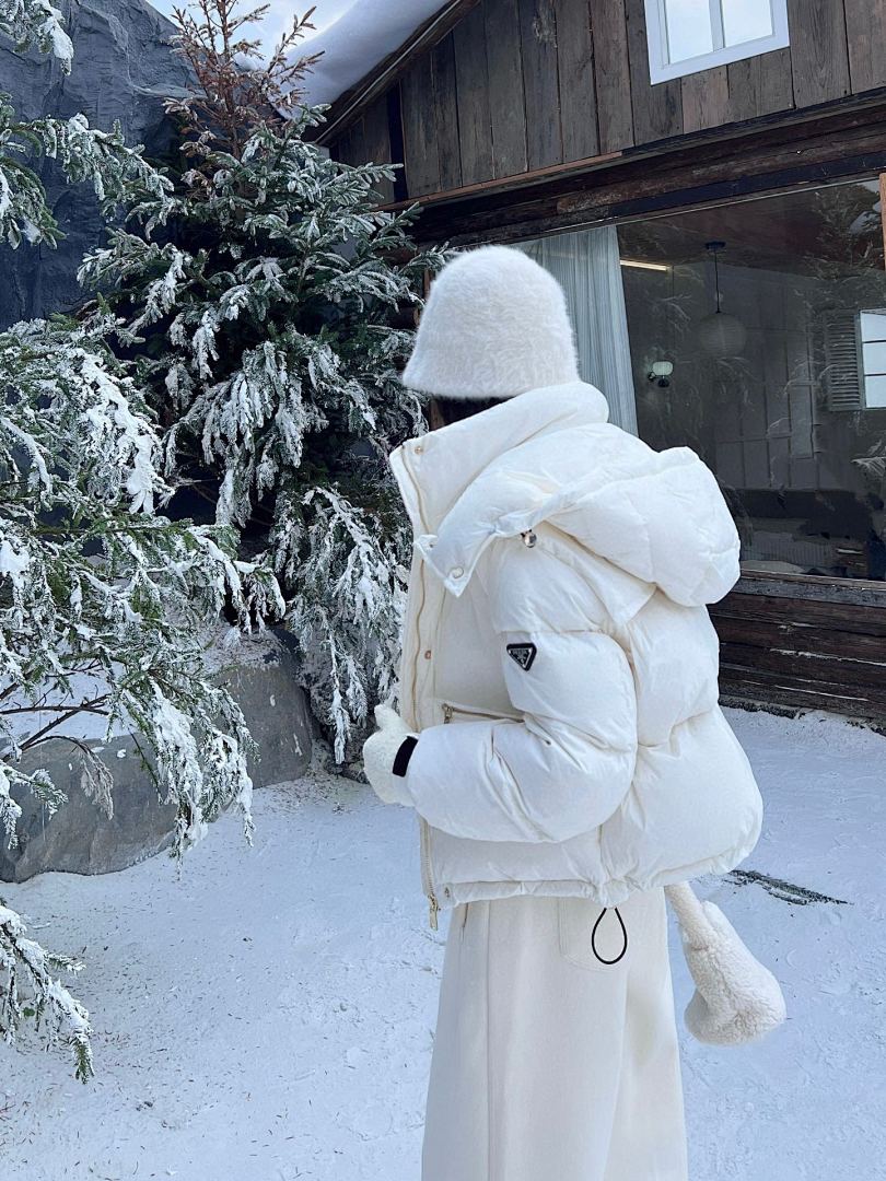 Prada Re-Nylon Convertible Down Jacket · 5743 — תמונה 21