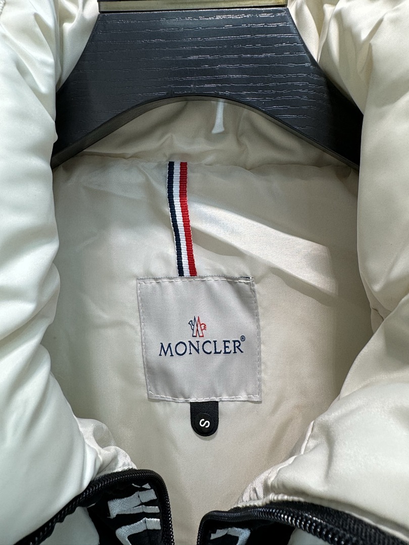 Moncler — וסט פוך · 5804 — תמונה 7