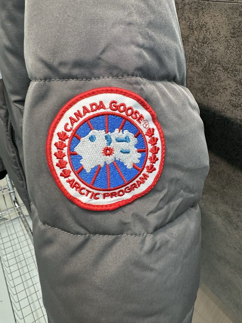 Canada Goose Woolford · 5800 — תמונה 21