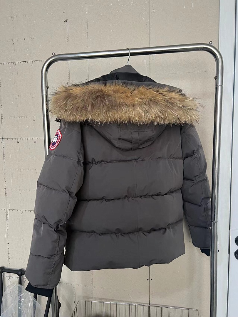 Canada Goose Wyndham Parka · 5060 — תמונה 13