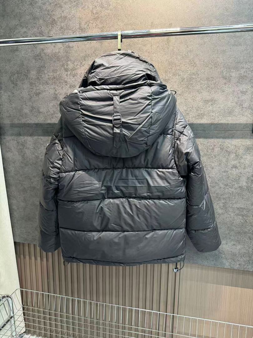 Burberry Check Hooded Puffer Jacket · 5661 — תמונה 6