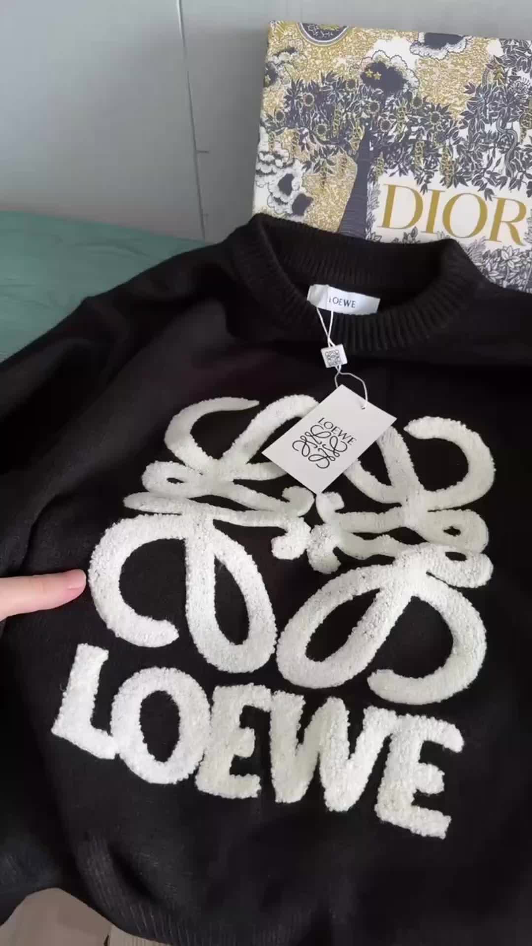 Loewe Anagram Sweater · 4997 — תמונה 2