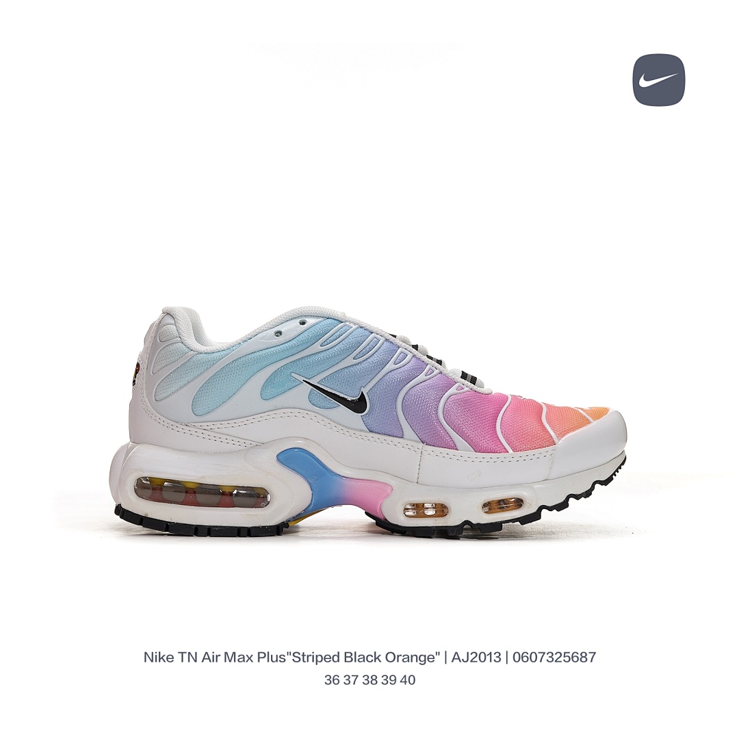 8581-T   43.99$ Nike TN Air Max Plus
