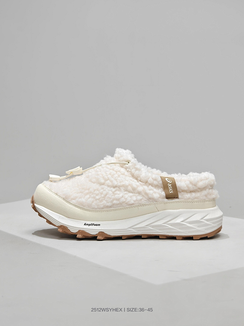 ASICS 68$    10928-T